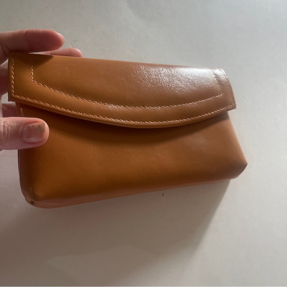 New Vintage Small Tan Passport Wallet Snap  Faux Leather Envelope Clutch 5x8”